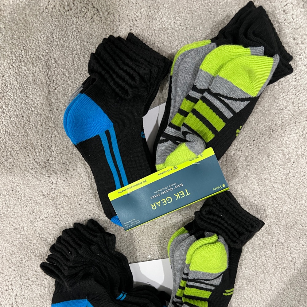 Boys tek gear socks for size 9- 3.5 brand new 2 packs